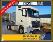 Tracteur Mercedes Actros 1845 accidenté