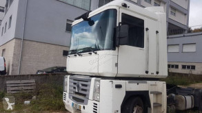 Çekici Renault Magnum 460