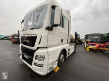 Tracteur MAN TGX 18.480 accidenté
