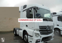 Trattore Mercedes Actros 1845 usato