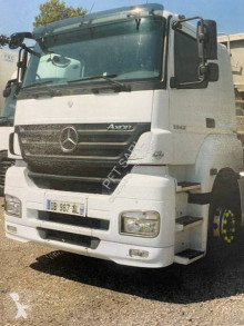 Tahač Mercedes Axor 1840