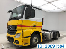 Trekker gevaarlijke stoffen / vervoer gevaarlijke stoffen Mercedes Actros