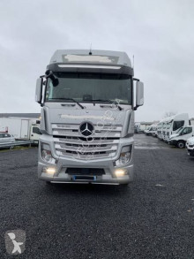 Cabeza tractora Mercedes Actros 1848 LS usada