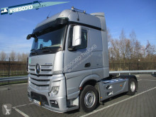 Cabeza tractora Mercedes 1845