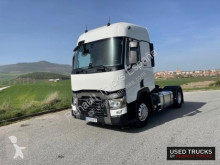 Trekker Renault Trucks T tweedehands