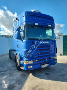 Cabeza tractora Scania L 144L460 usada