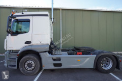 Trekker gevaarlijke stoffen / vervoer gevaarlijke stoffen Mercedes Actros