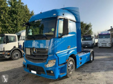 Tracteur produits dangereux / adr Mercedes Actros 1845