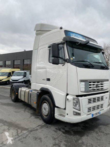 Cabeza tractora Volvo FH13 460 usada
