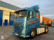 Volvo tractor unit FH 460