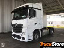 Cabeza tractora Mercedes Actros 1848LS