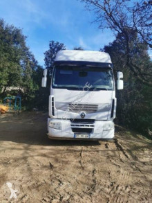 Tracteur Renault Premium 460