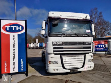 DAF tractor unit XF 106