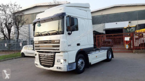 Тягач DAF XF105 510 опасные продукты / правила перевозки опасных грузов б/у
