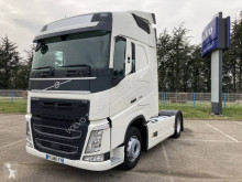 Volvo tractor unit FH 500 Globetrotter