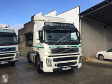 Cabeza tractora Volvo FM42