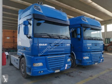 Cabeza tractora DAF XF105 460