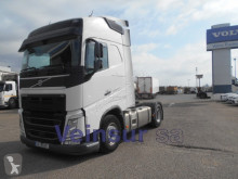 Volvo tractor unit FH 4
