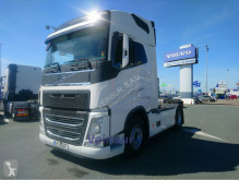 Volvo tractor unit FH 4