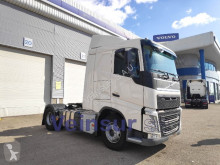 Volvo tractor unit FH 4
