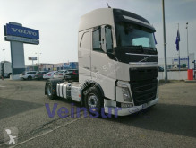 Volvo tractor unit FH 4
