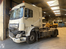 Trekker DAF XF 106 geaccidenteerde