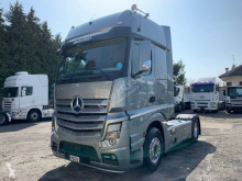 Cabeza tractora Mercedes Actros 1851 usada