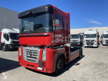 Tracteur produits dangereux / adr Renault Magnum 440