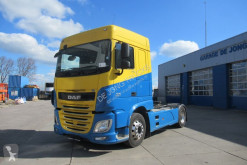 Tracteur DAF XF 106
