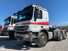 Cabeza tractora convoy excepcional Mercedes Actros