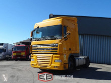 Cabeza tractora DAF XF105 460 usada