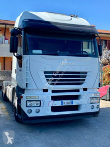 Cabeza tractora Iveco Magirus 440E47 usada