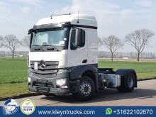 Cabeza tractora Mercedes Actros 1846 usada
