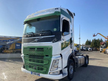 Cabeza tractora Volvo FH 460 accidentada