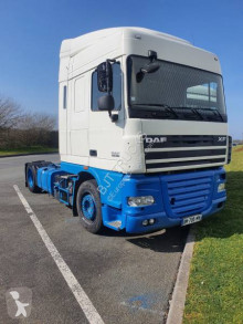 Çekici alçak taban DAF XF460