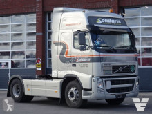 Volvo tractor unit FH13