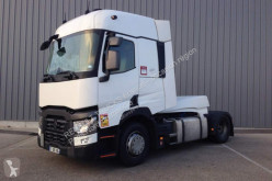 Renault tractor unit used