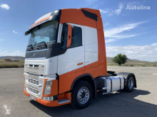 Cabeza tractora Volvo usada