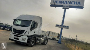 جرار Iveco Stralis AD 440 S 46 TP مستعمل
