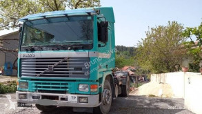 Ťahač zhromažďovanie Volvo F12 360