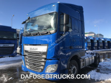 Cabeza tractora DAF XF 440 usada