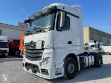 Cabeza tractora Mercedes LS usada