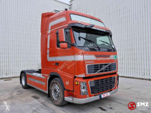 Cabeza tractora Volvo FH12 usada