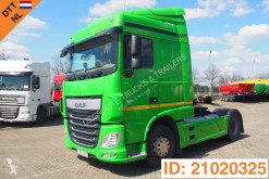 Cabeza tractora DAF XF105 usada