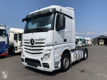 Cabeza tractora Mercedes Actros 1845 usada