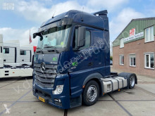 Cabeza tractora Mercedes Actros 1840 usada