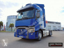 Renault Trucks T tractor unit used