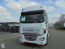 Cabeza tractora DAF XF105 usada