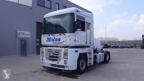 Cabeza tractora Renault Magnum AE 440