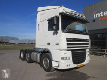 Cabeza tractora DAF XF105 usada